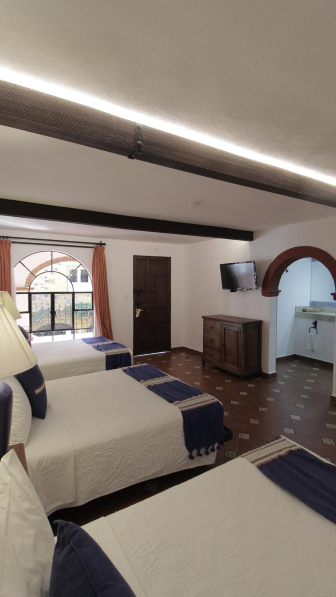 Hotel Hacienda Monteverde Альенде Экстерьер фото